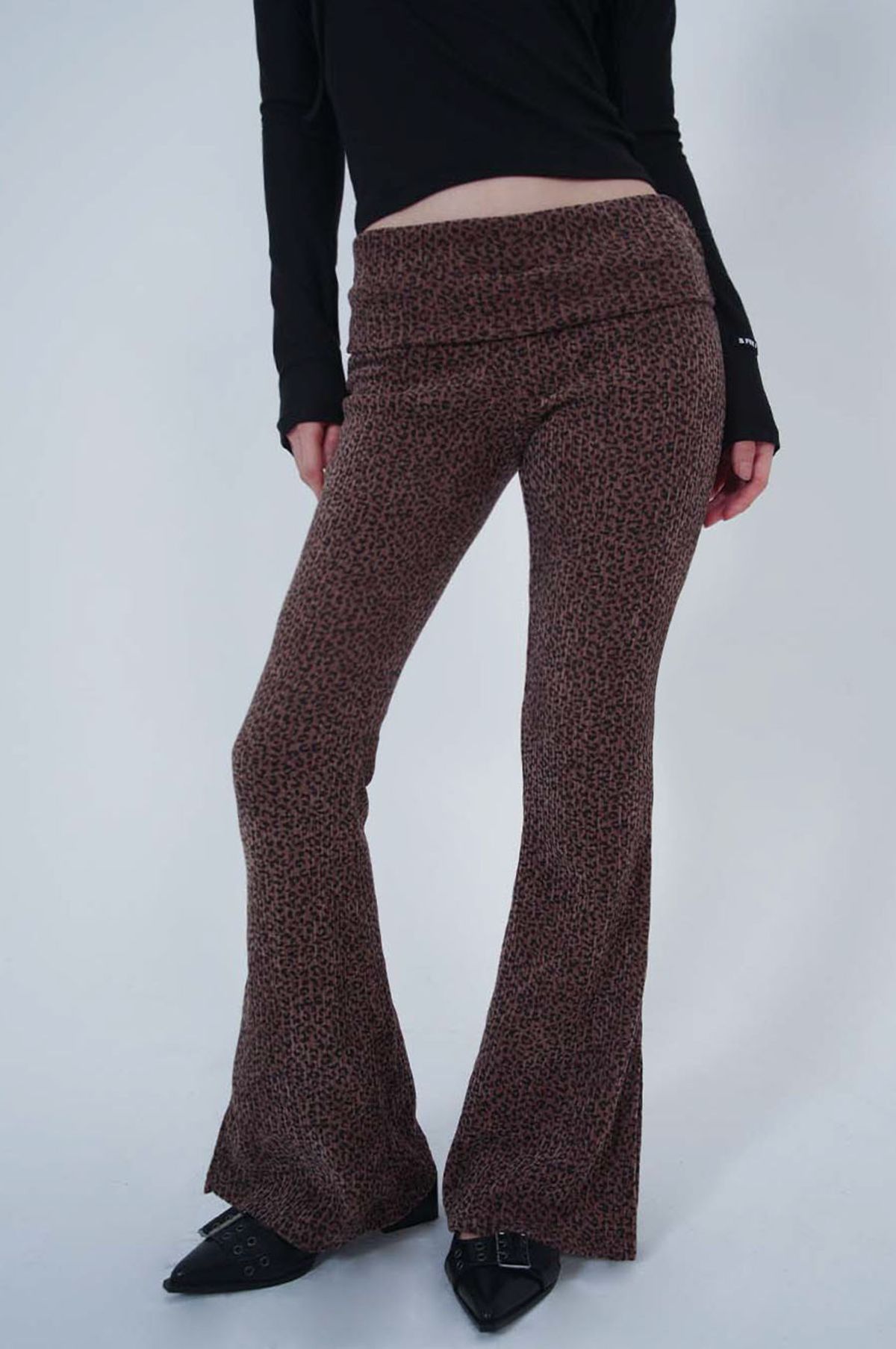 비피피(BFEEP) Leopard low-rise slit pants_brown