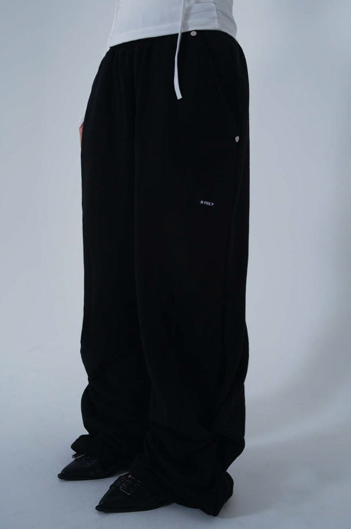 비피피(BFEEP) 2way string pants_ black (기모ver)