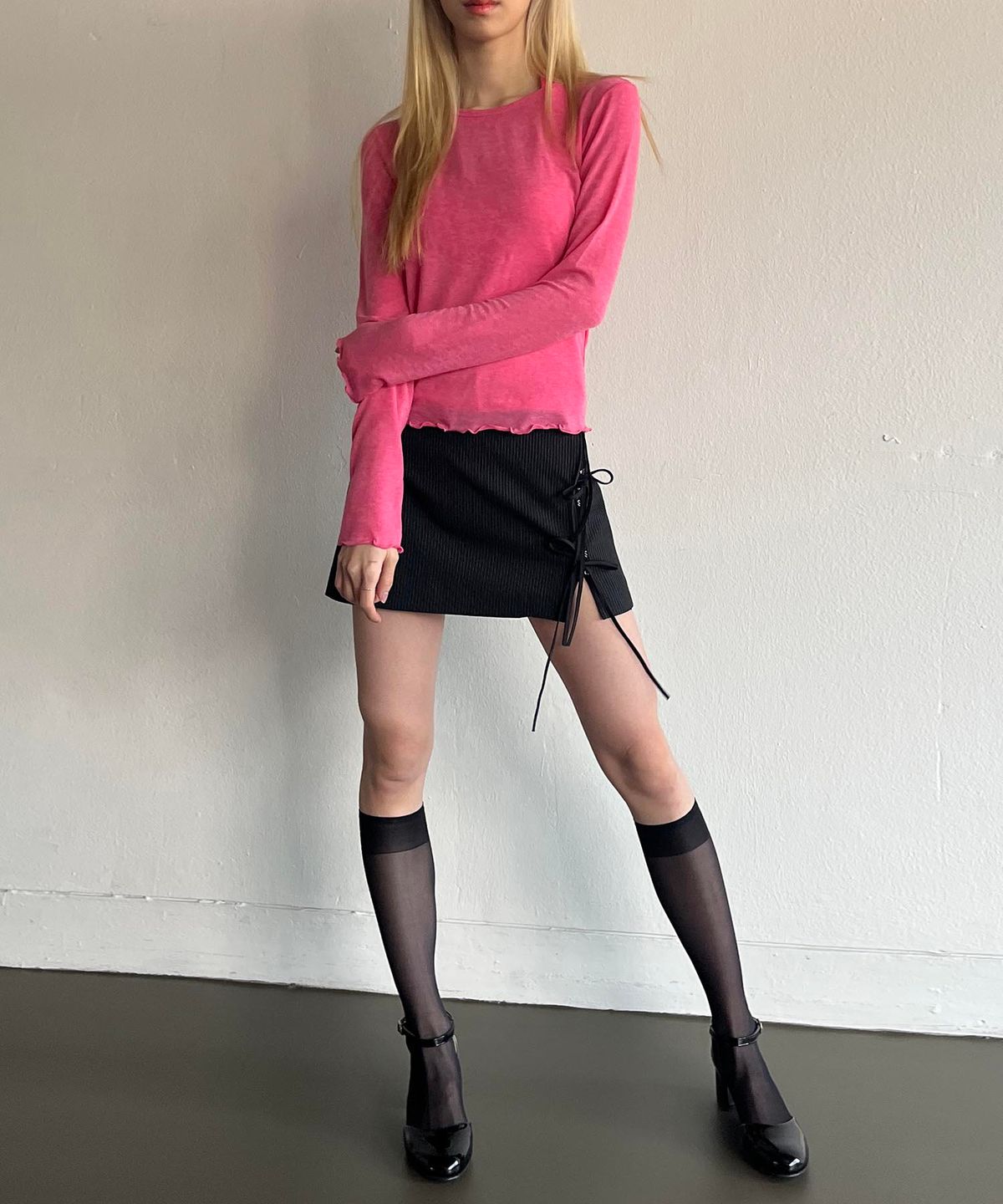 유히리(YUHEELEE) Wave edge round neck basic tencel top / Pink