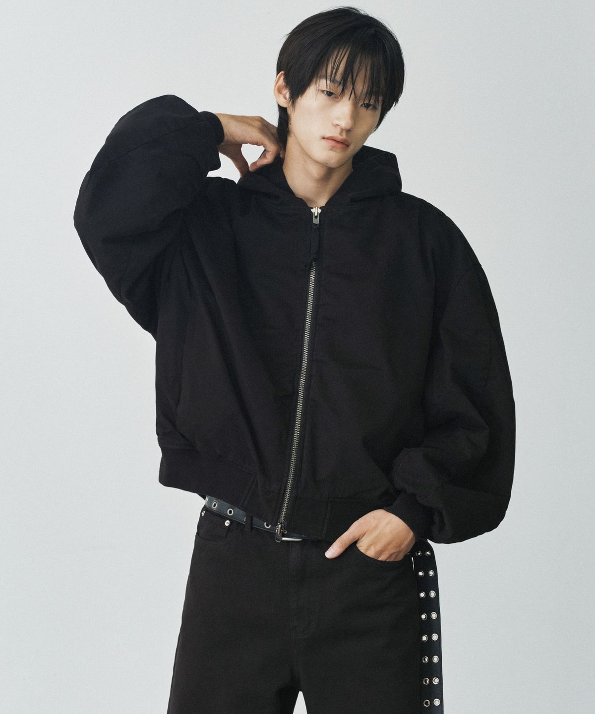 브랜디드(BRANDED) SHIRRING HOOD BOMBER JACKET [VINTAGE BLACK]