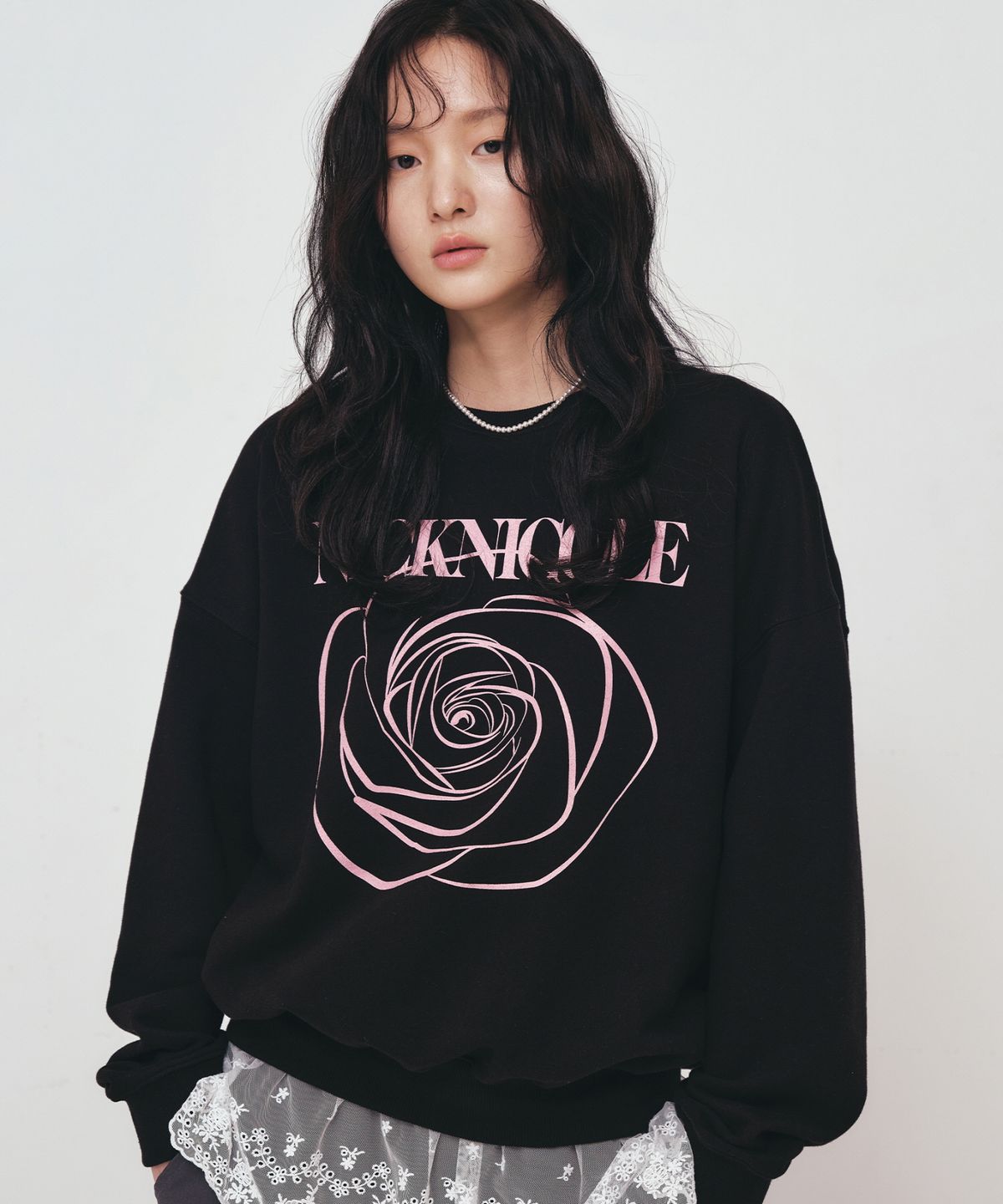 닉앤니콜(NICK&NICOLE) NICOLE ROSE PRINTING SWEATSHIRT_BLACK PINK