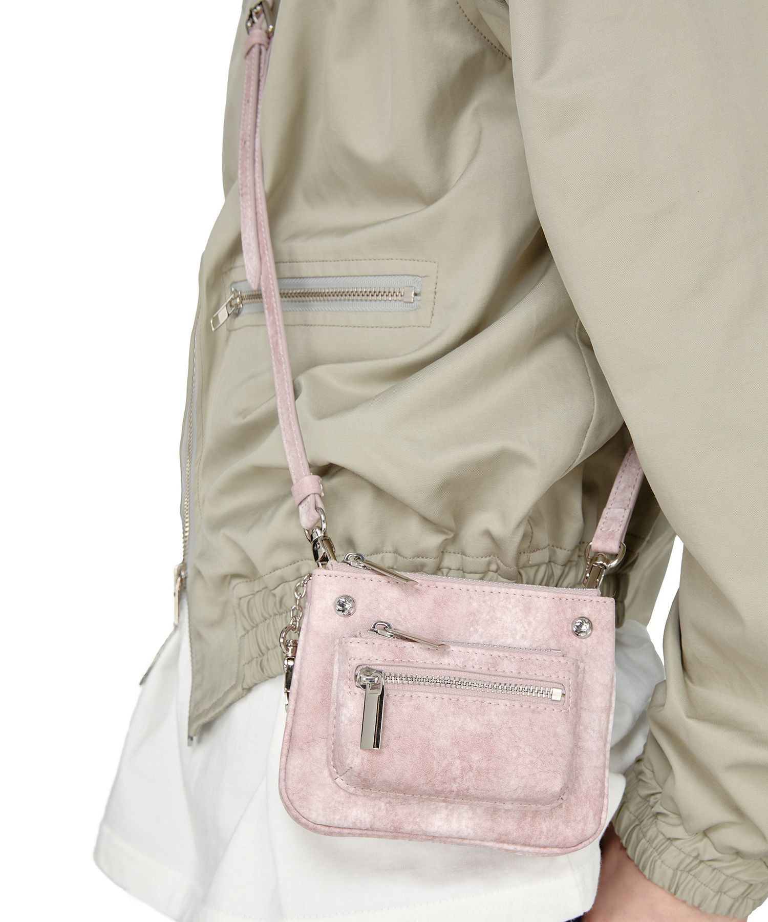 Shop Messenger & Crossbody Bags at MUSINSA