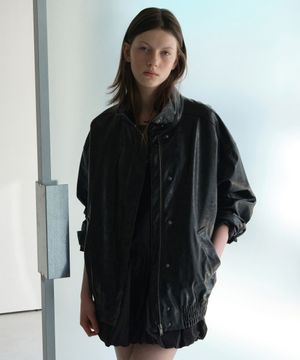 우먼즈 페이턴트 신세틱 레더 오버사이즈 재킷 [블랙]