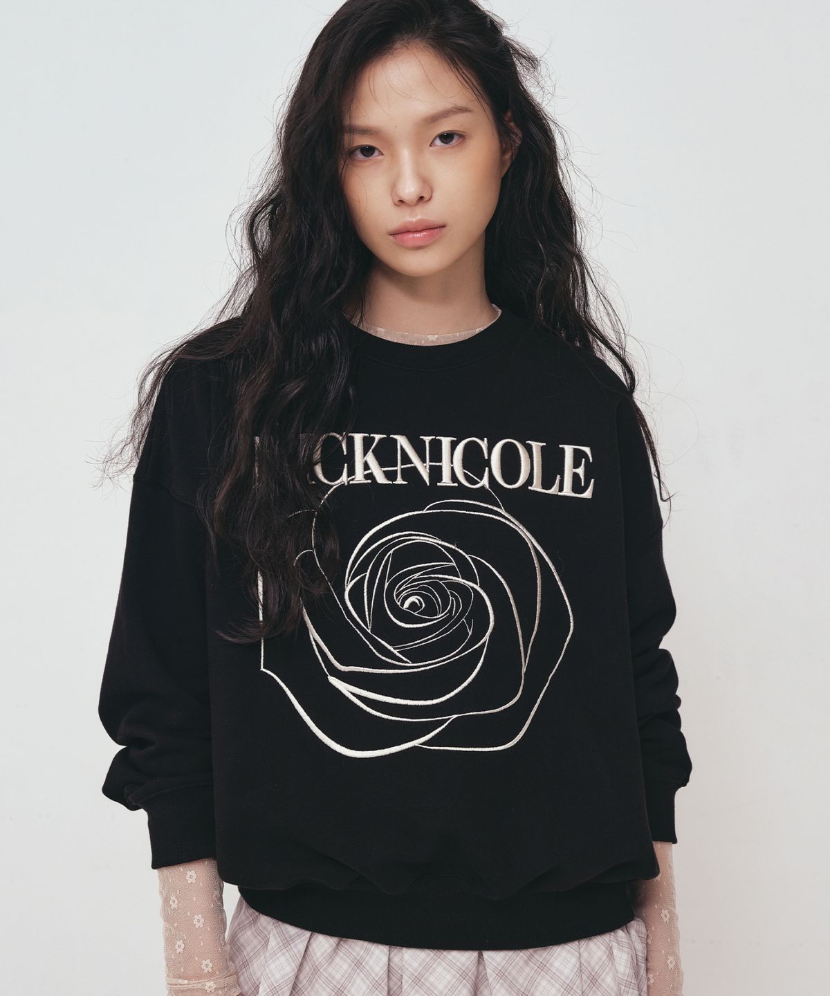 닉앤니콜(NICK&NICOLE) VOLUME NICOLE ROSE SWEATSHIRT_13 COLOR