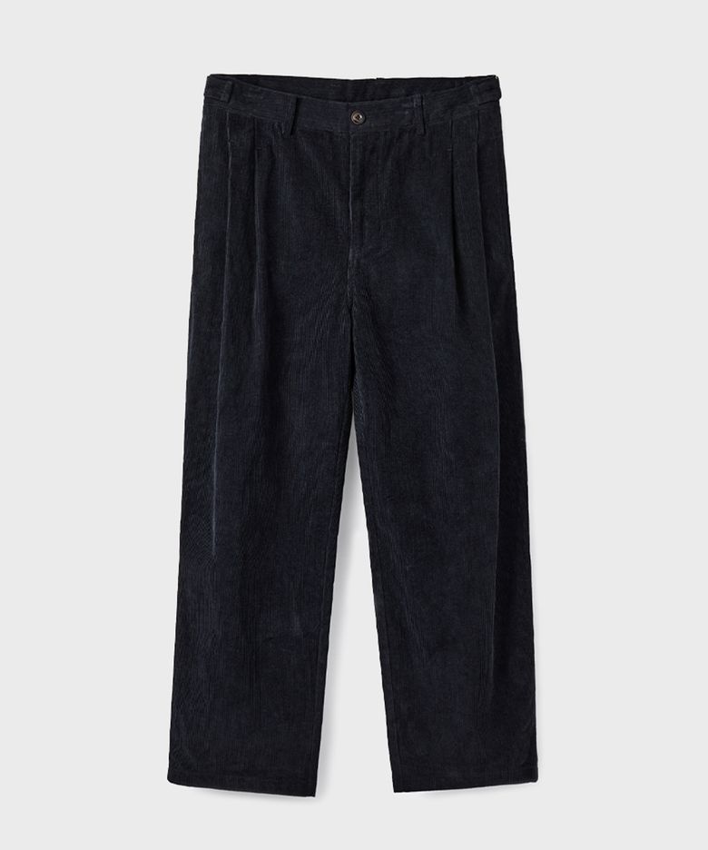 CORDUROY TWO PLEATS WIDE PANTS [NAVY]