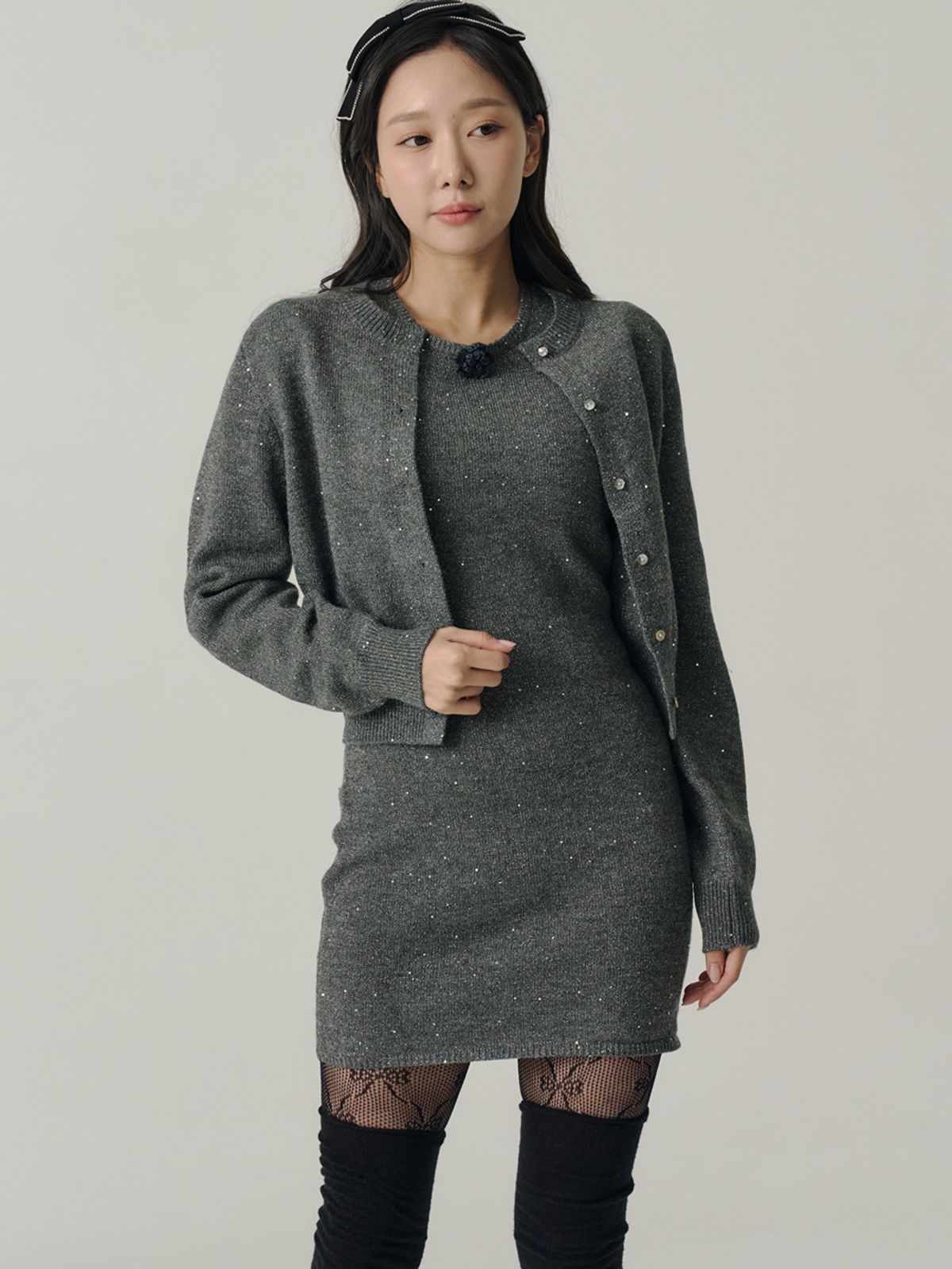 쏘리, 투 머치 러브(SORRY, TOO MUCH LOVE) Staring Night Knit Cardigan_Charcoal