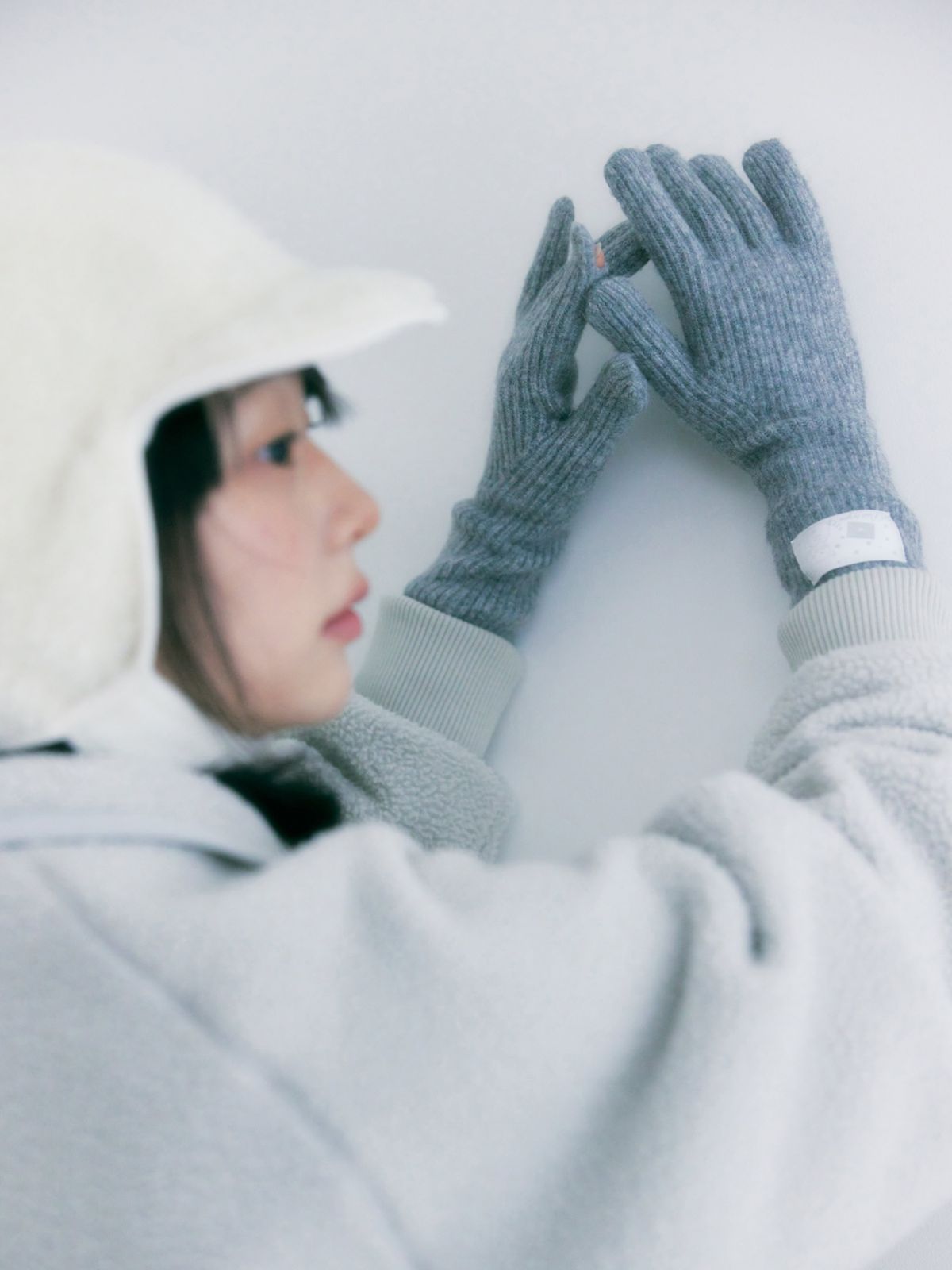 포이에(POIE) cat-letter carrier gloves (grey)
