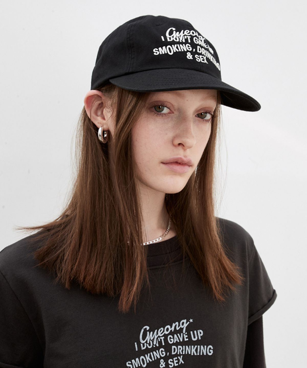 경(GYEONG) Washed Logo 6Panel Cap_Black