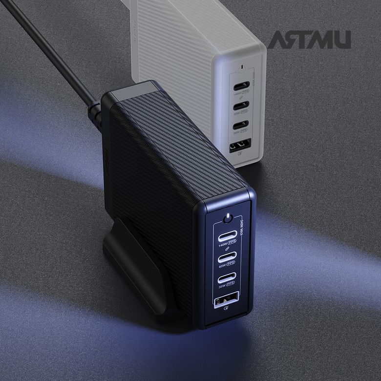 PD3.1 240W PPS GaN 접지 멀티 초고속 충전기 GN310
