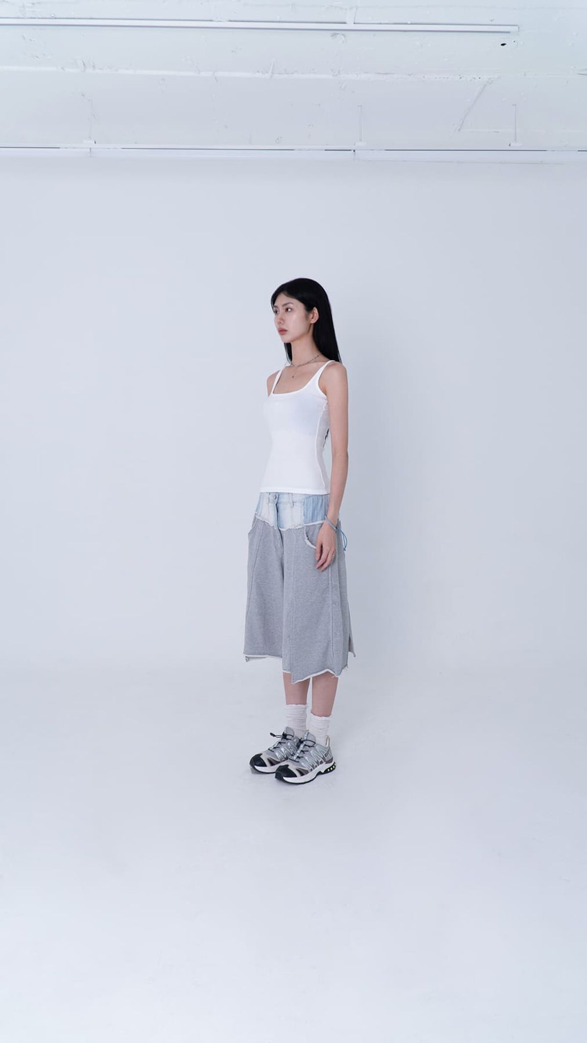 티에프에스에스(TFSS) logo embroid sleeveless (white)