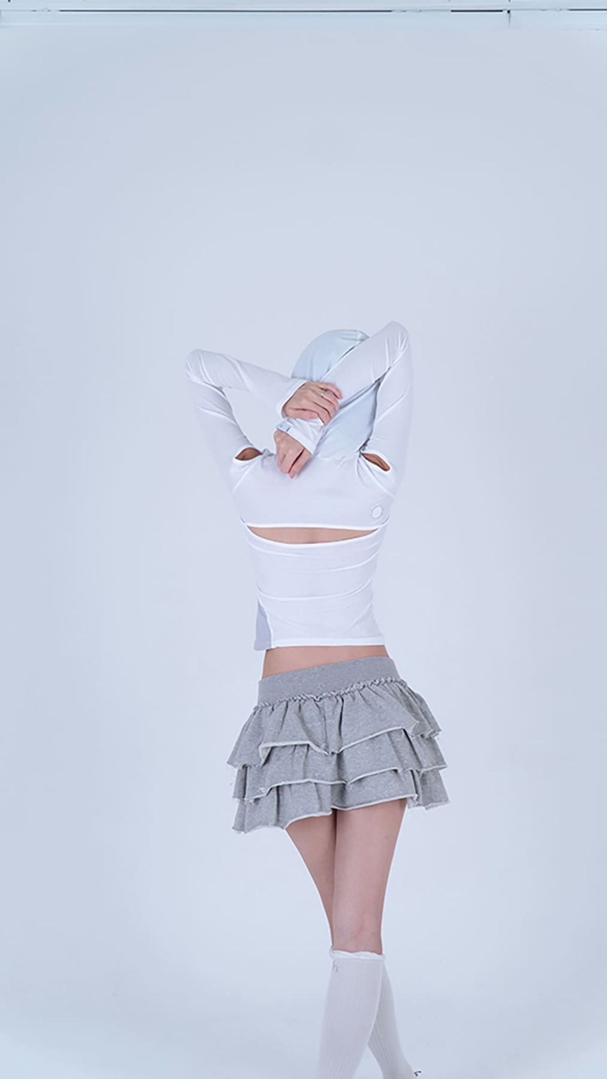 티에프에스에스(TFSS) two-tone cover hoodie (white)