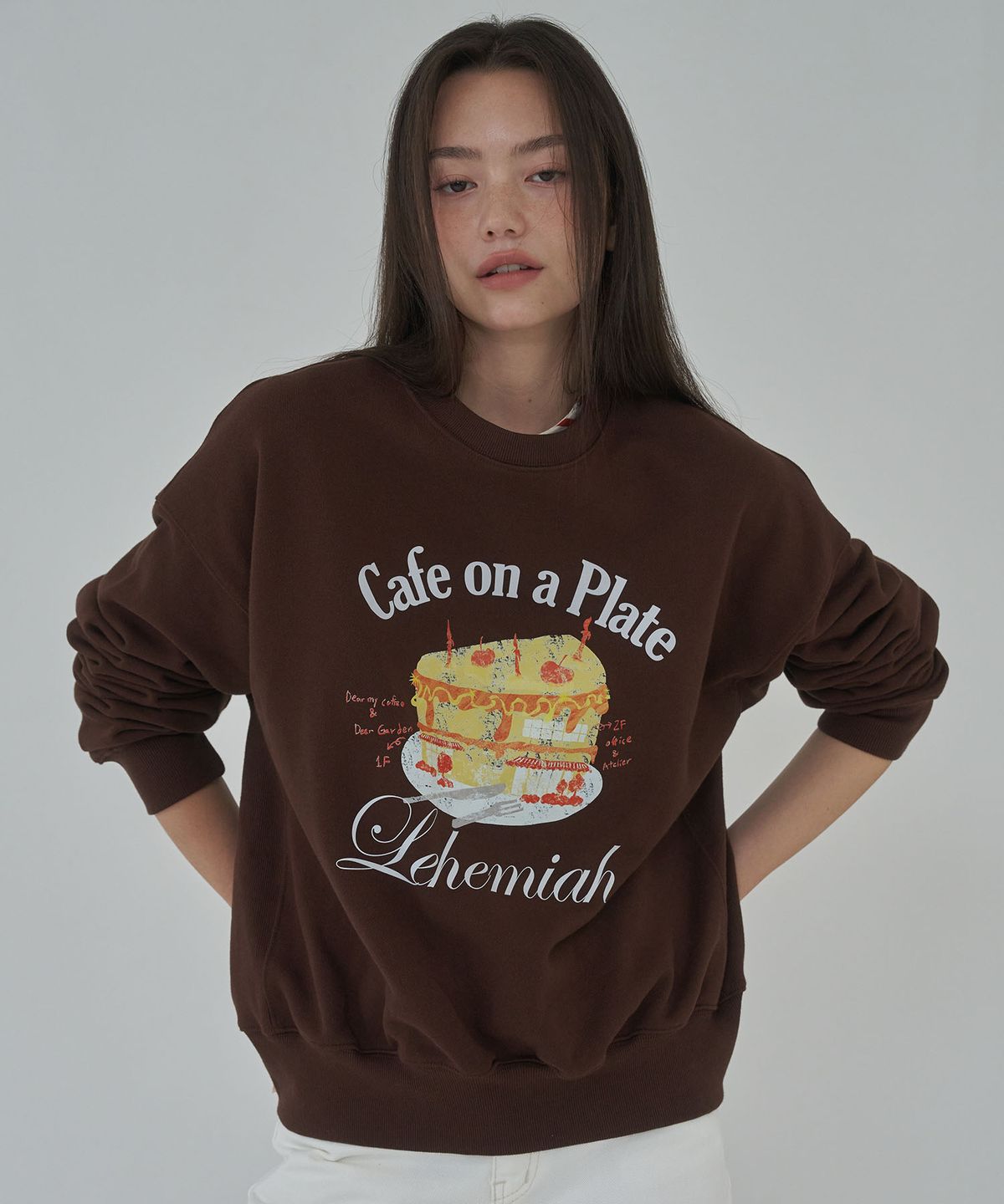 르헤미아(LEHEMIAH) Cake building sweatshirt [Brown]