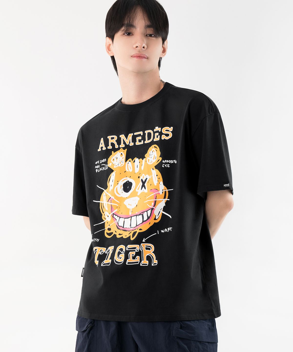 아르메데스(ARMEDES) 면 16수 오버핏 아트그래픽 반팔티셔츠 (1026)