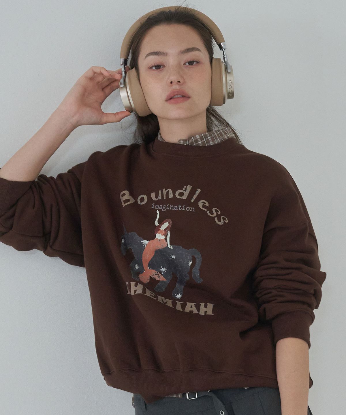 르헤미아(LEHEMIAH) Mermaid sweatshirt [Brown]