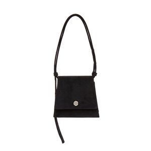 페즈미니 스웨이드 블랙