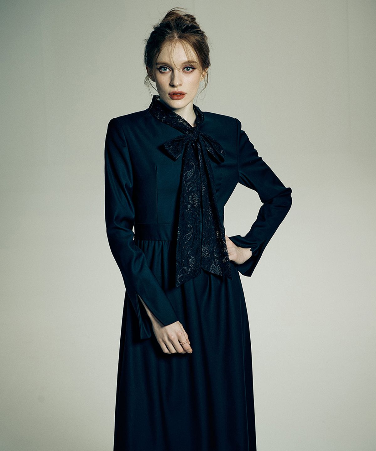 비아락테아(VIA LACTEA) z-black neck long dress