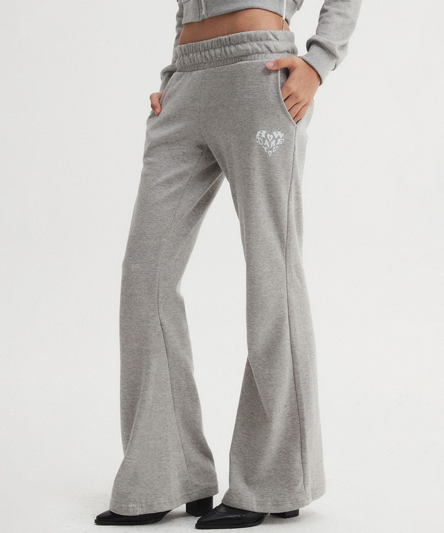 スウェットパンツ DNSR Signature Flare Sweatpants 5SH155 MUSINSA | DNSR WOMEN Flare Sweatpants Gray