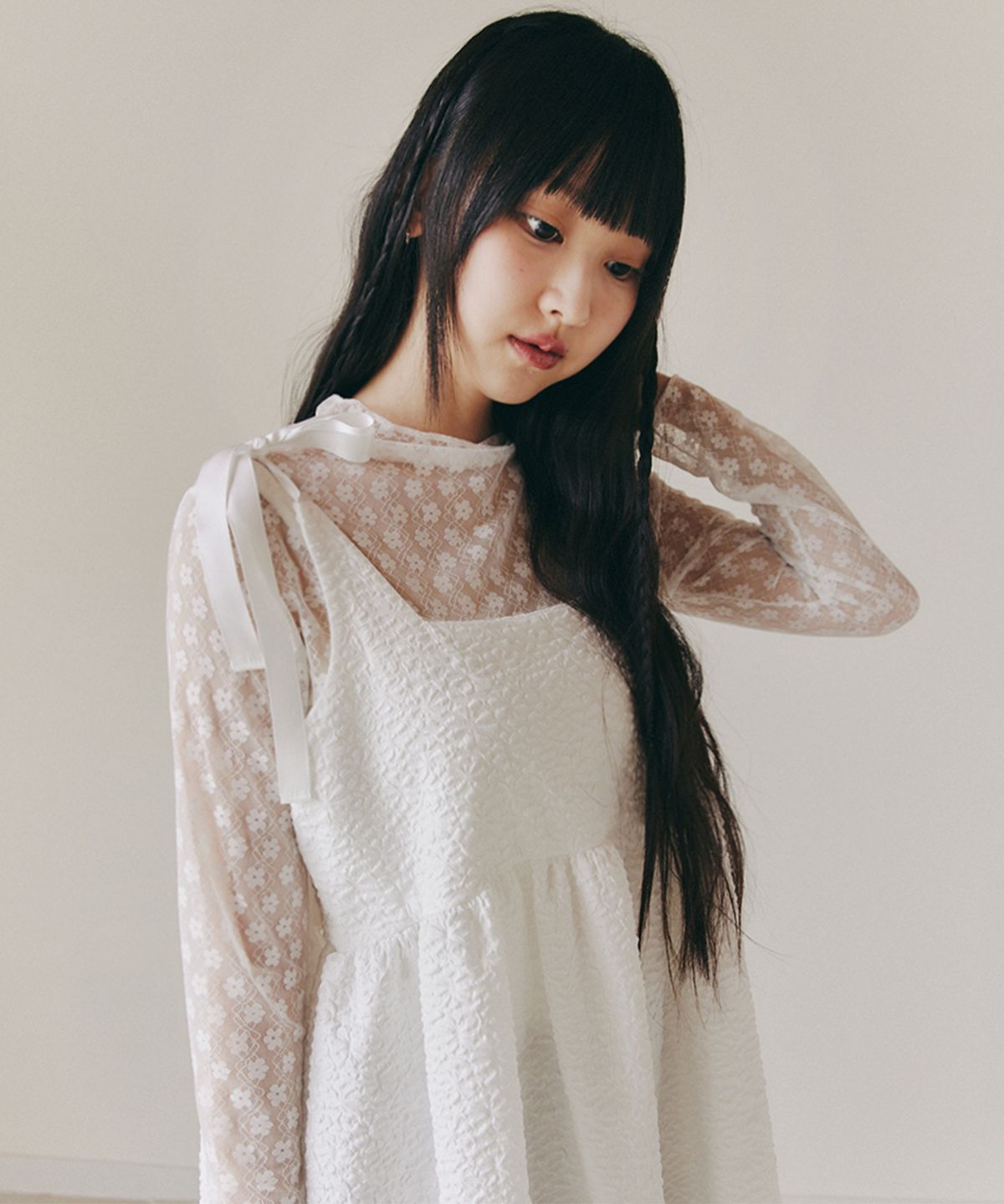 셀리테일즈(CELITAILS) FLOWER LACE LAYERED T-SHIRT_WHITE