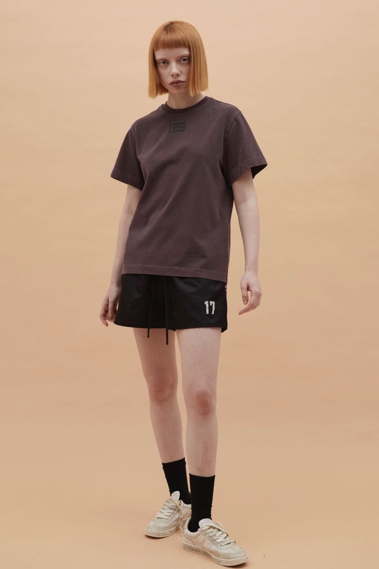 (UNI) 스타일 프로텍팅 슬로건 가먼트 다이드티 DARK WINE