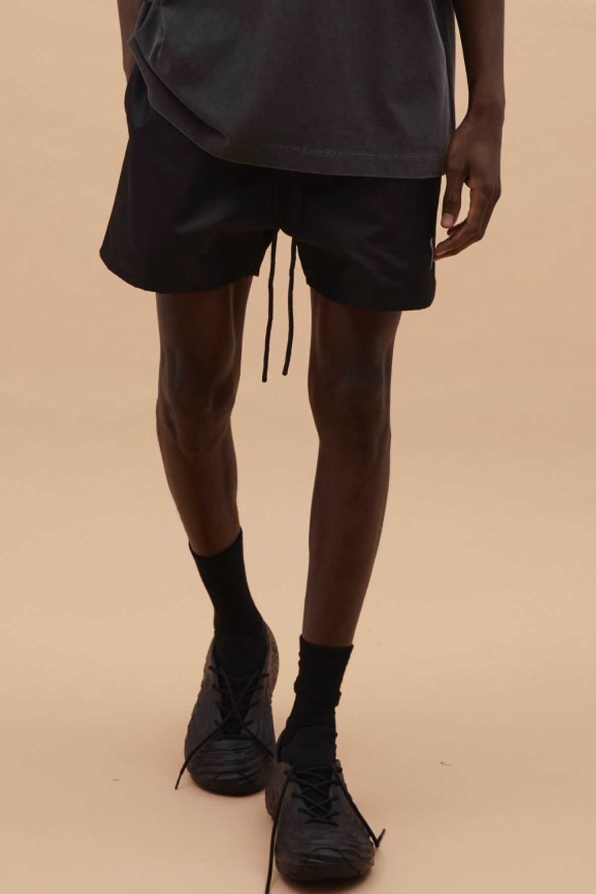 카먼트(K-GARMENT) (UNI) 나이론 트랙쇼츠 BLACK