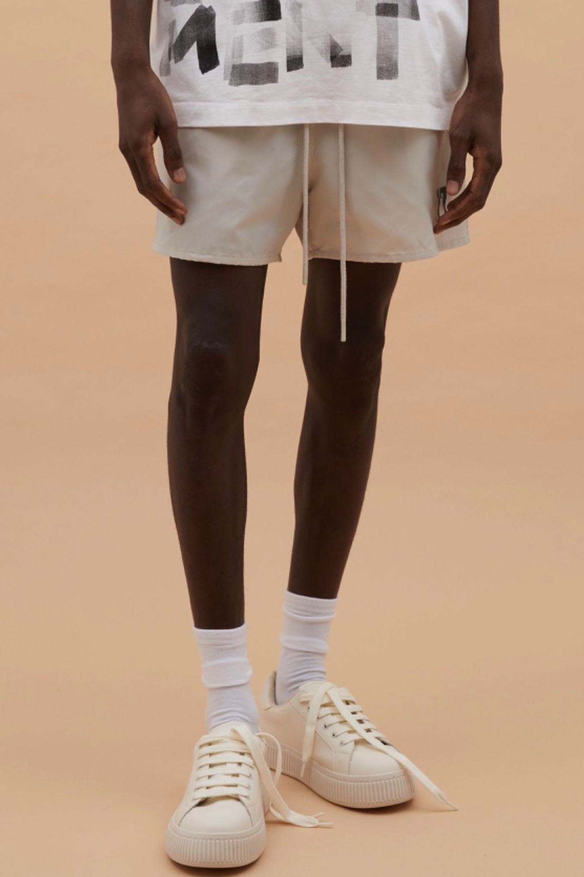 카먼트(K-GARMENT) (UNI) 나일론 트랙쇼츠 BEIGE