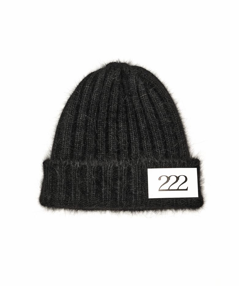 BEANIE 002