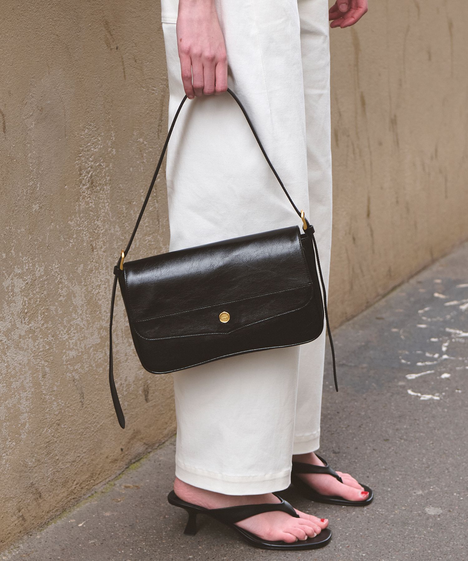 ★★LEMEME★★ Sac Rene Black 5006461897 Designer fashion, Seoul-fully created | W Concept