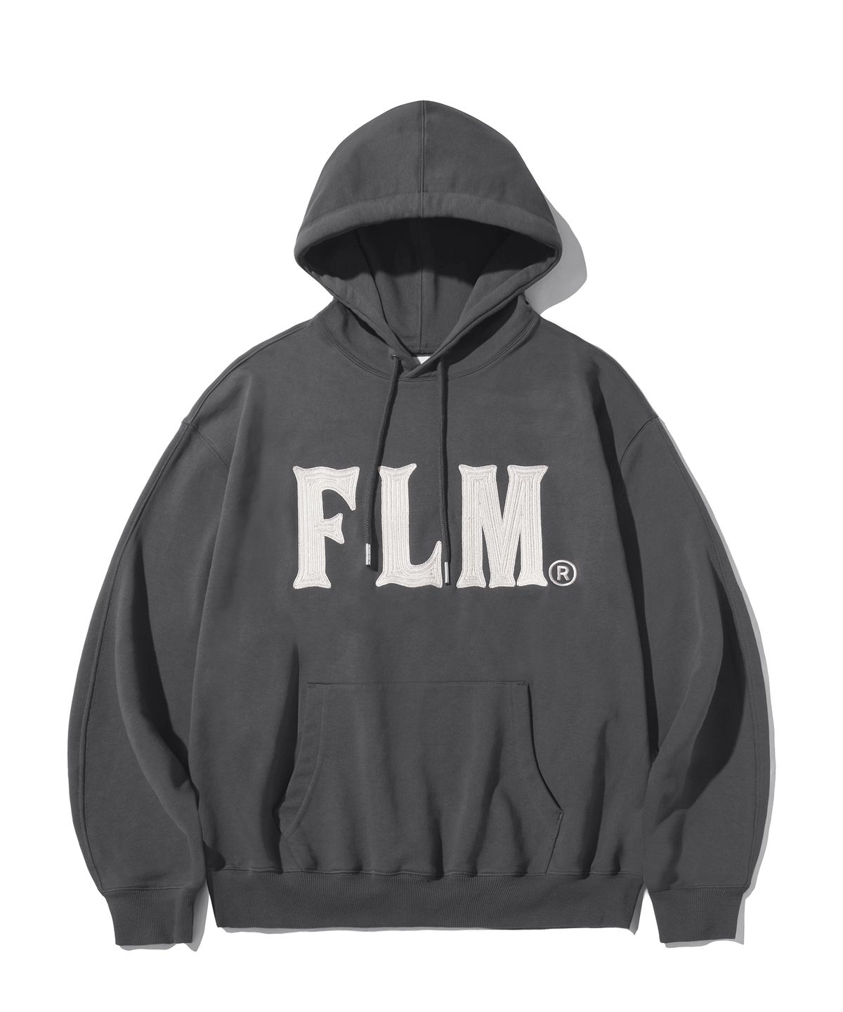 필루미네이트(FILLUMINATE) FLM 스티치 로고 후디-차콜