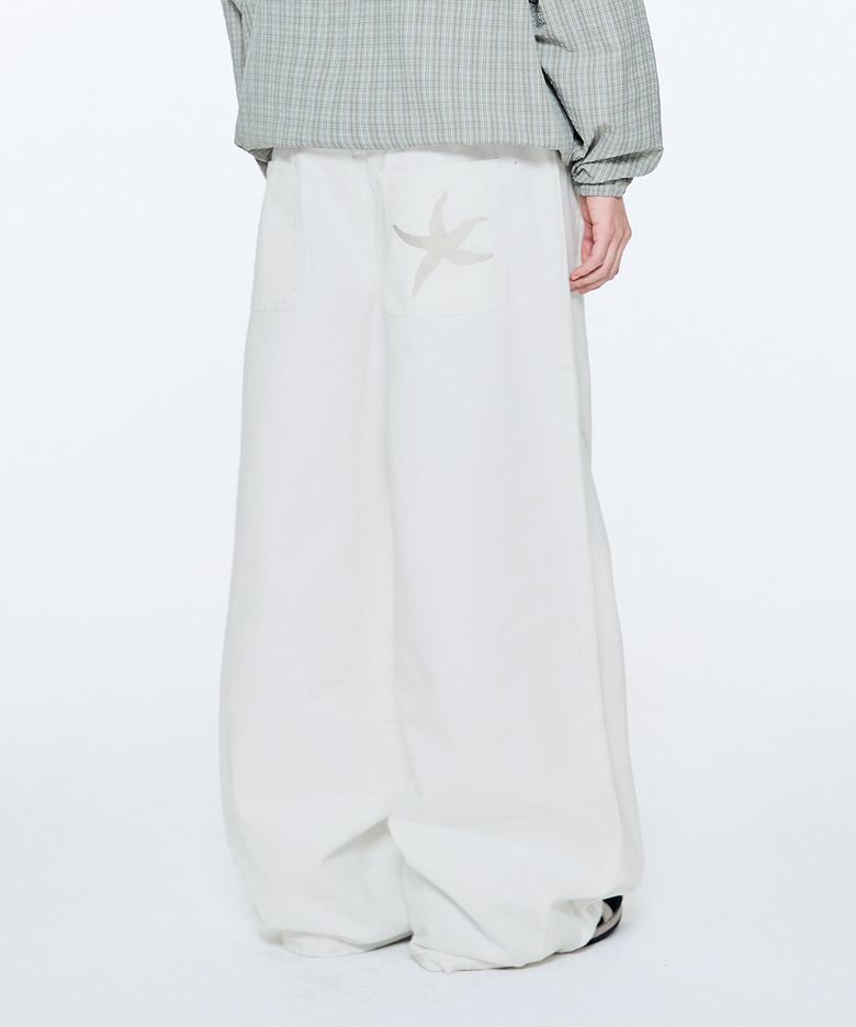 TCM starfish chino pants (white)