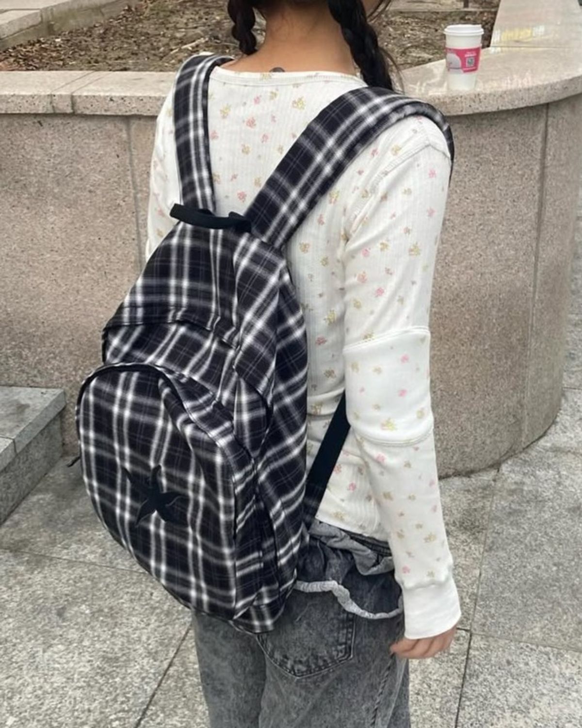 더콜디스트모먼트(THE COLDEST MOMENT) TCM starfish check backpack (black)