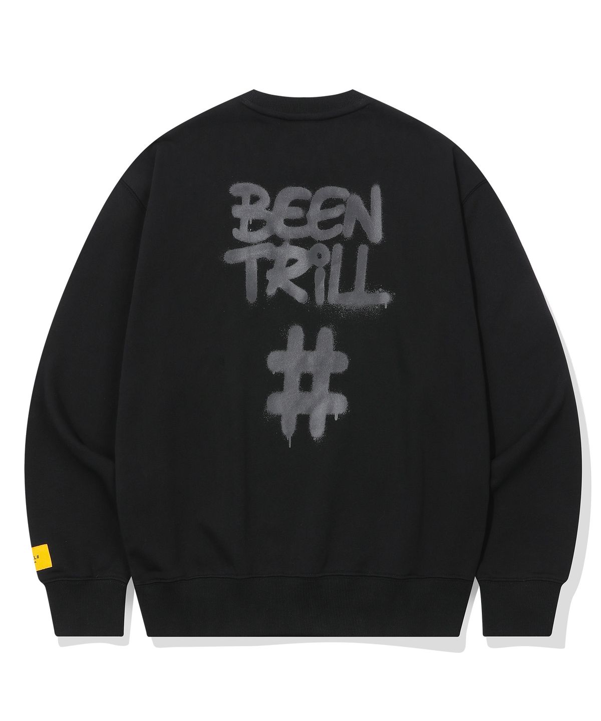 빈트릴(BEENTRILL) 스프레이 해시태그 맨투맨(블랙)