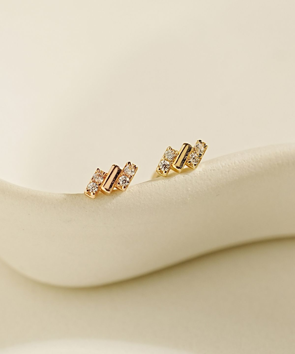 미니멀피어싱(MINIMALPIERCING) 14K 인터널 미니 바게트 큐빅 라블렛 피어싱