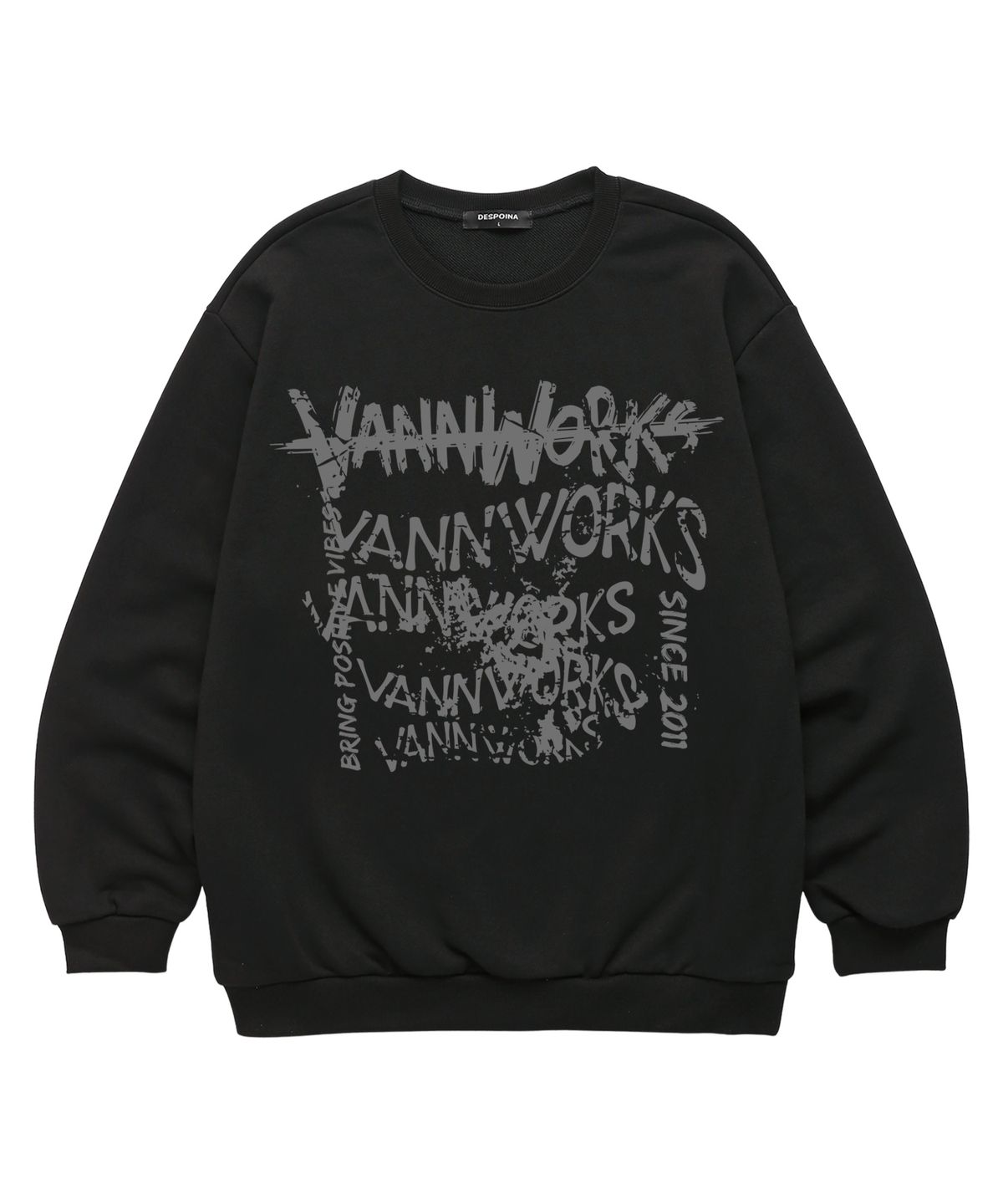 밴웍스(VANNWORKS) MESS LOGO 맨투맨 (VLS0054) 블랙