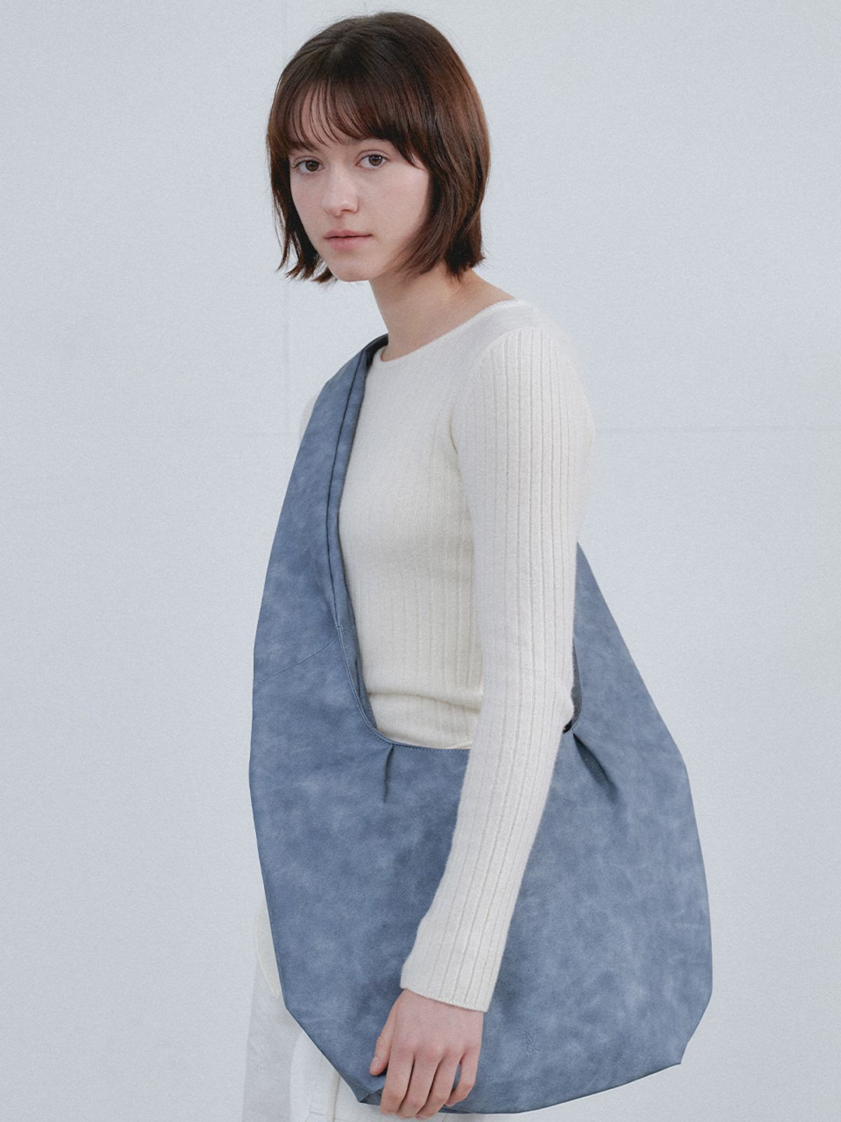 아코크(ACOC) Interview L Bag_Blue