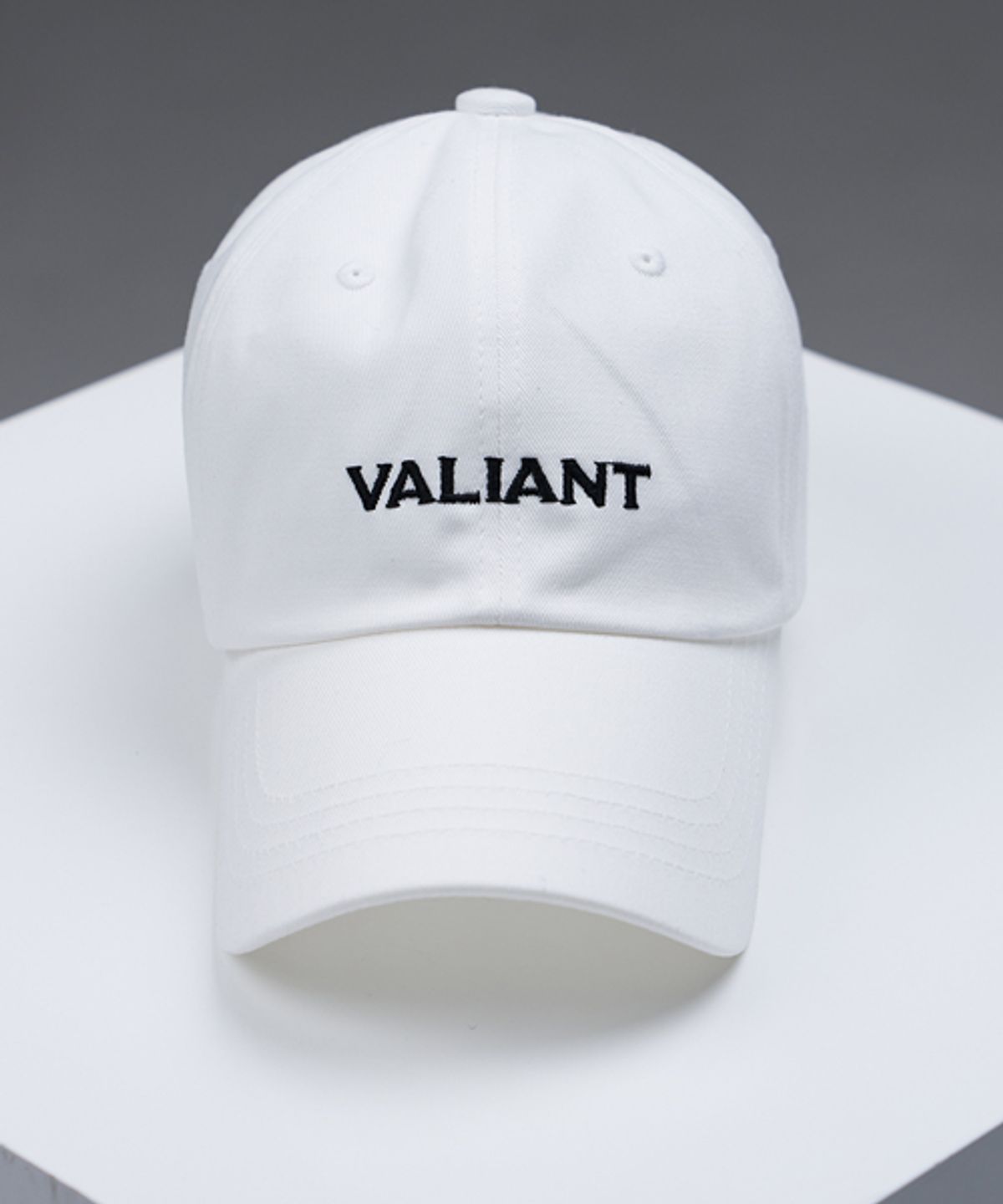 발리안트(VALIANT) 베이직로고 볼캡 [화이트]