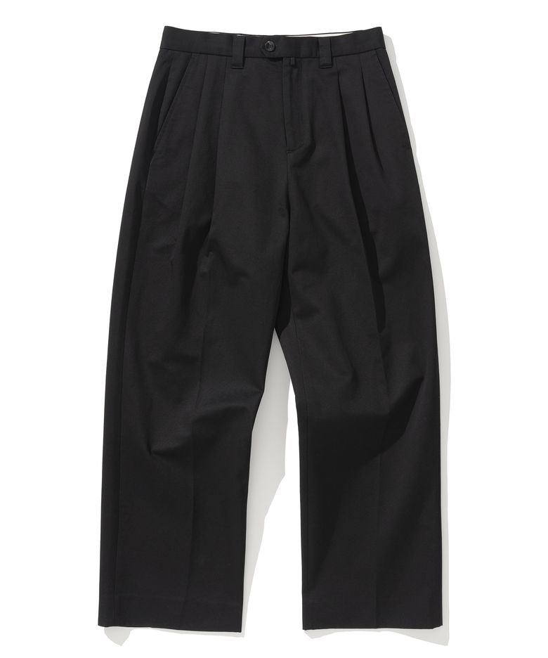 two tuck cropped pants black