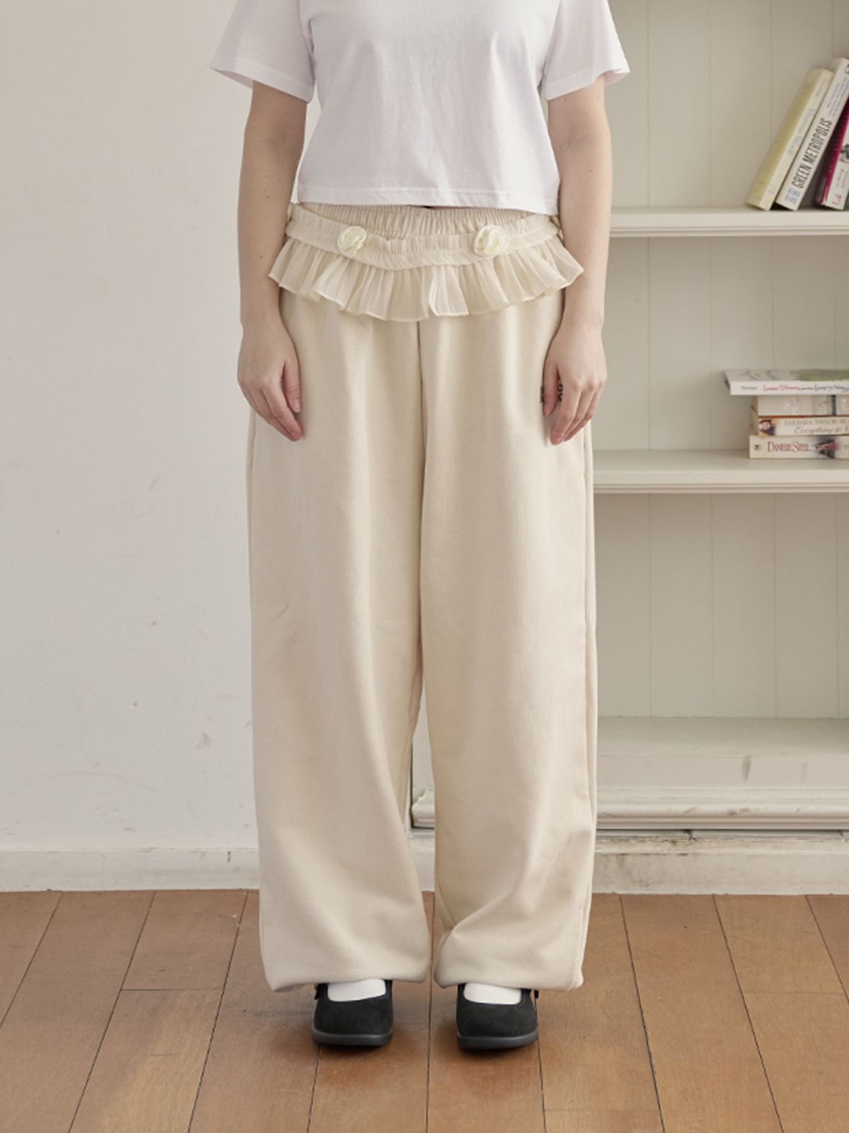 미에르꼴레스(MIERCOLES) MIERCOLES LOGO SWEAT PANTS [ivory]