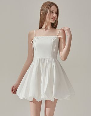 화이트 벌룬 미니 원피스