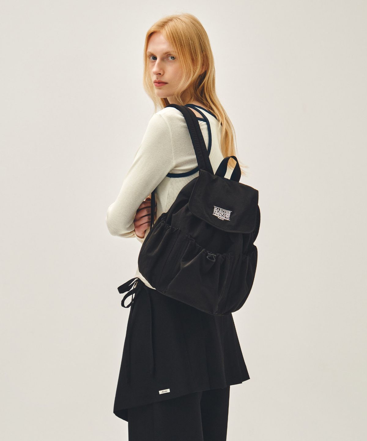 마리떼 프랑소와 저버(MARITHÉ + FRANҪOIS GIRBAUD) CLASSIC LOGO STOPPER POCKET BACKPACK black