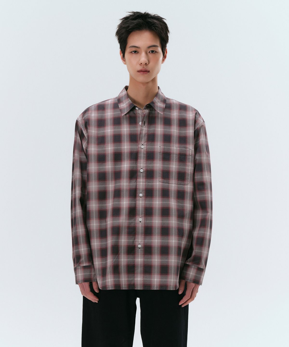 무신사 스탠다드(MUSINSA STANDARD) 릴렉스드 옴브레 플레이드 체크 셔츠 [블랙/레드]