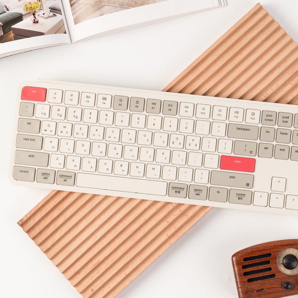 키크론(KEYCHRON) B6 PRO 4in1 블루투스 유무선 슬림 키보드 풀배열 펜타그래프