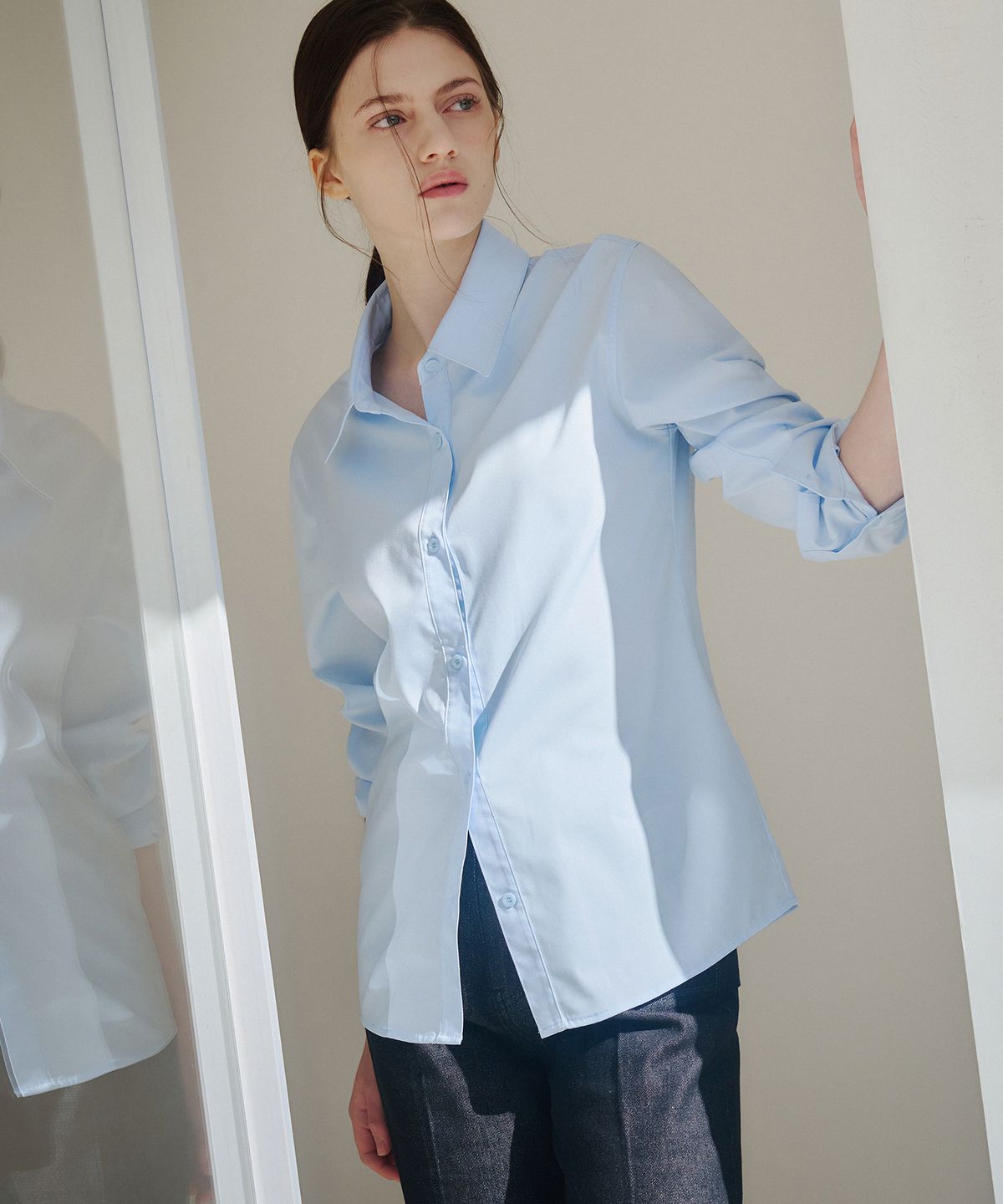드로우핏 우먼(DRAWFIT WOMEN) 링클프리 슬림 라인 셔츠 [LIGHT BLUE]