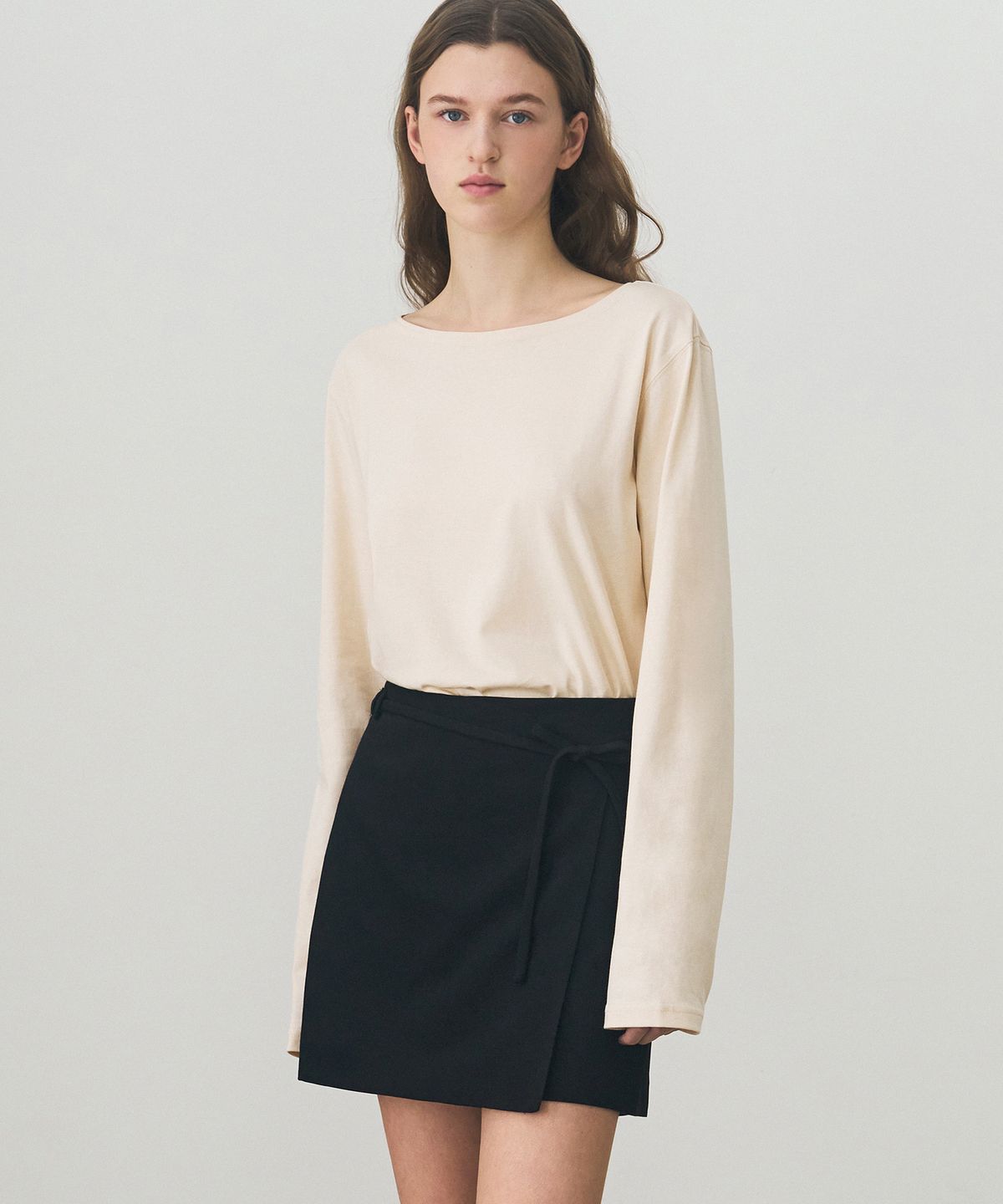 드로우핏 우먼(DRAWFIT WOMEN) 수피마 실켓 보트넥 롱 슬리브 티셔츠 [CREAM]