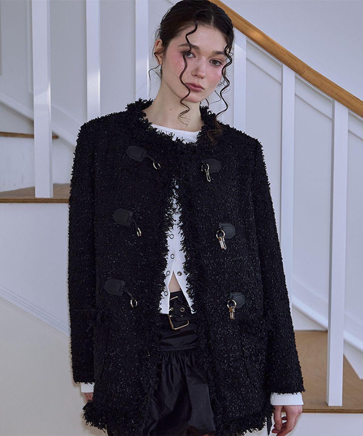 로제프란츠(ROSEFRANTZ) Buckle Fringe Tweed Jacket [Black]