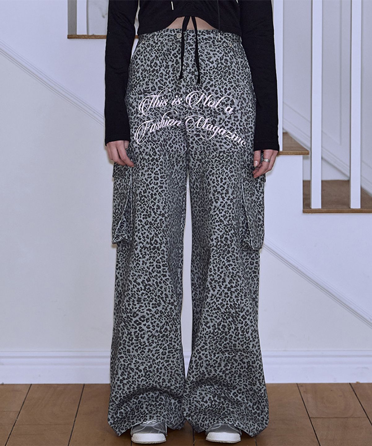 로제프란츠(ROSEFRANTZ) Leopard Wide Pants [Gray]