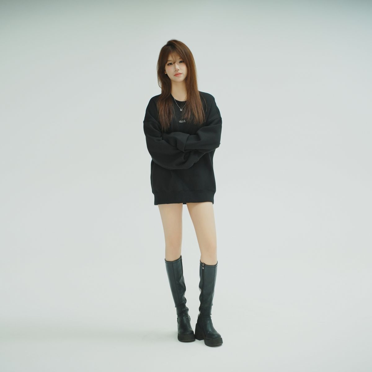 아키아(AKIA) 780g 오버사이즈 스웨트셔츠 - 플리스 라인
