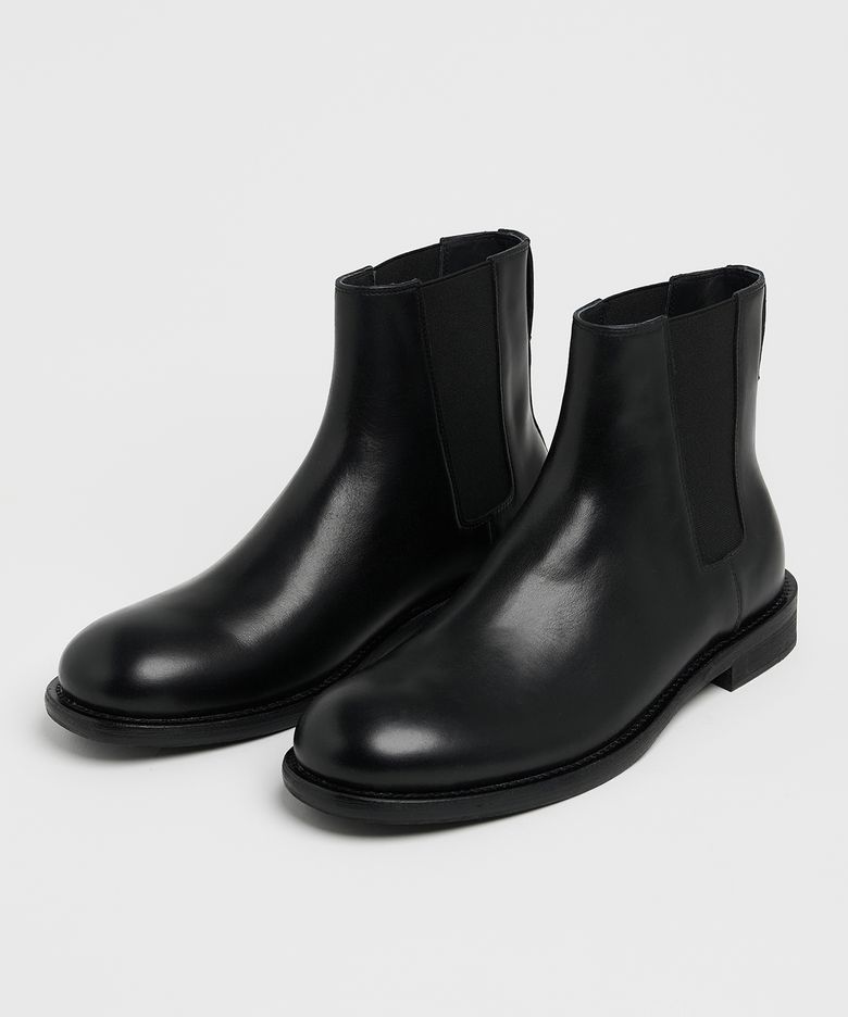 UNIFORM Chelsea Boots Black