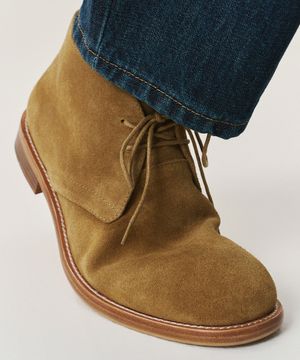 UNIFORM Chukka Boots Beige