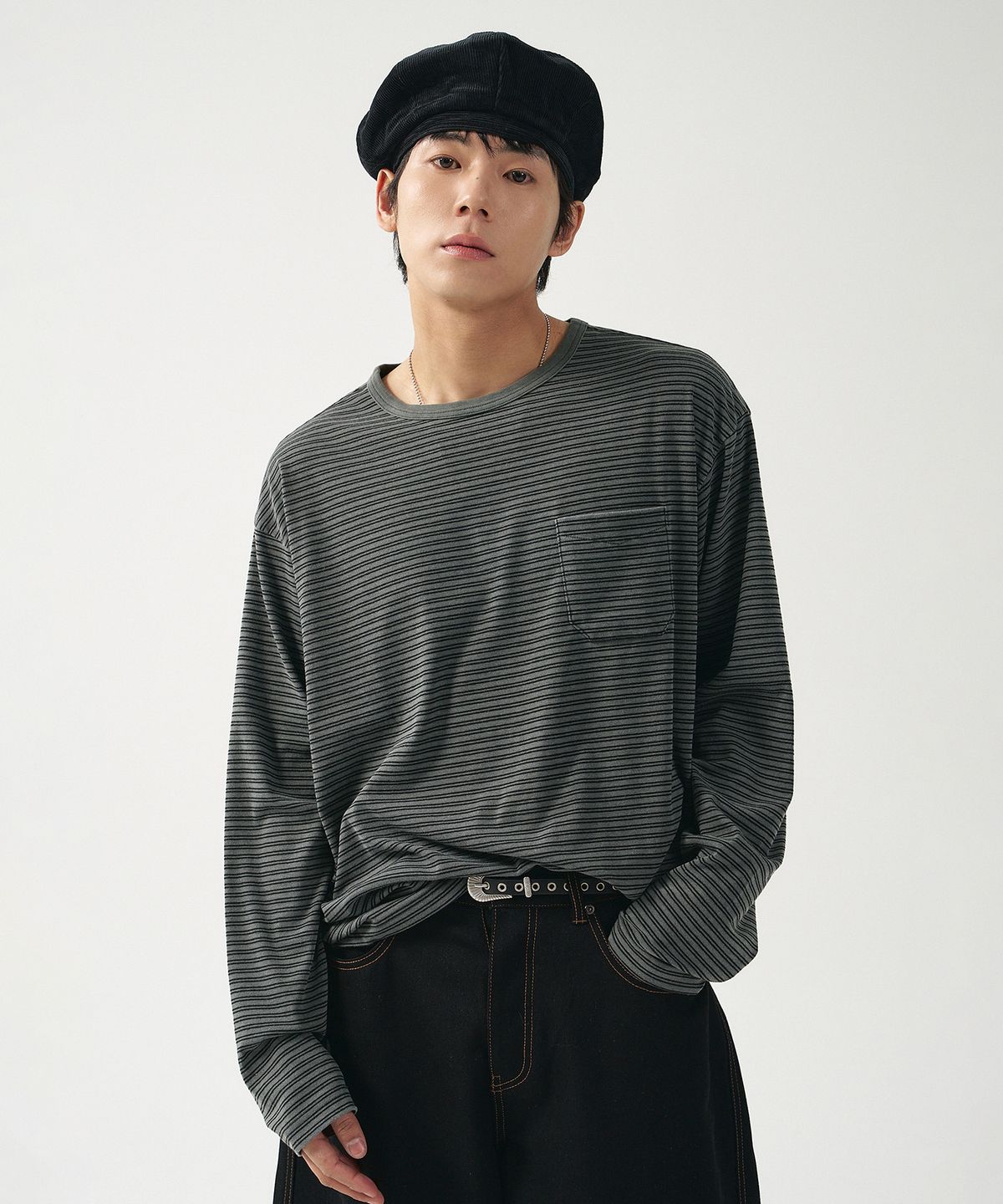 키뮤어(KIIMUIR) 빈티지 스트라이프 롱슬리브_차콜