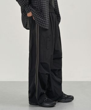 사이드 라인 나일론 트랙 팬츠 (BLACK)